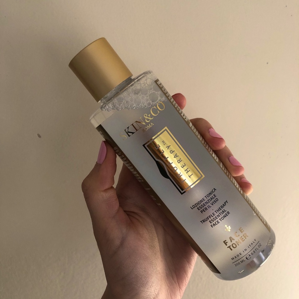 🌸 SKIN & CO truffle therapy face toner ✨